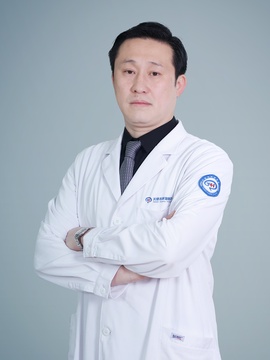 王斌