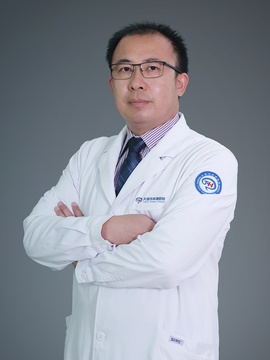 李贞伟